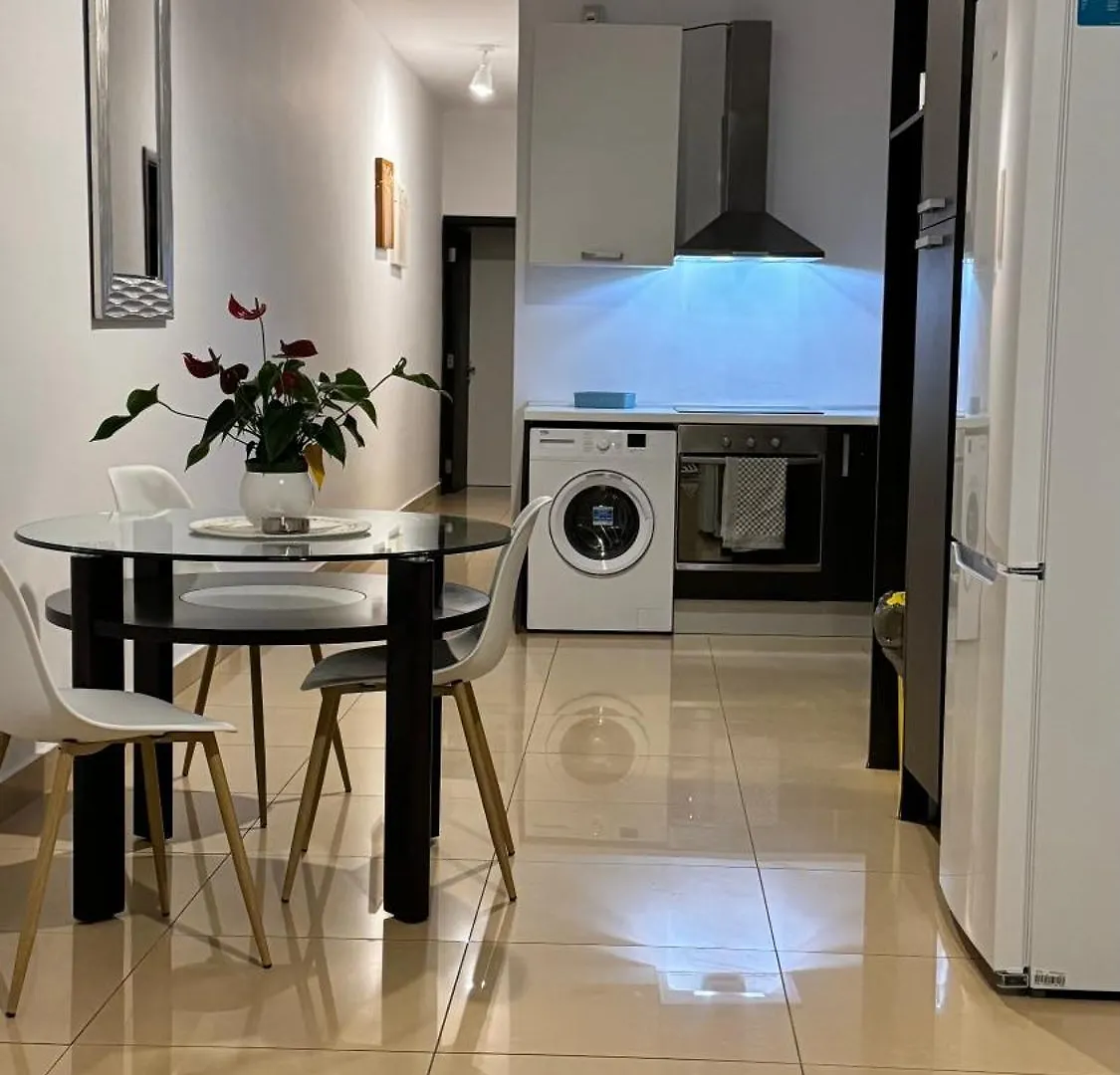 Fp Spinola Whole Apartment - Free Wi-Fi Saint Julian's 0*,